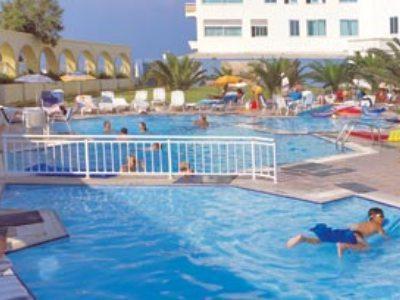 Cactus Hotel 4*