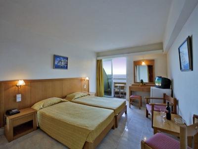 Cactus 4*